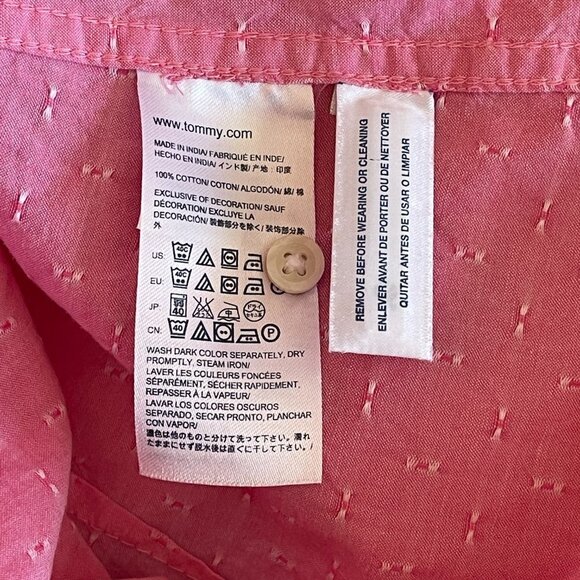 Women's XS Tommy Hilfiger Short Sleeve Button Up Pink Dots Curved Hem - Picture 7 of 8